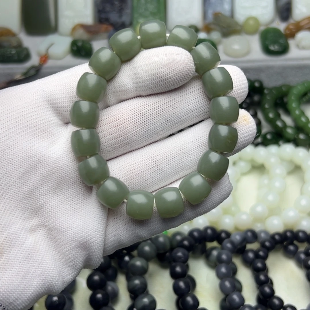 和田玉未镶嵌手串