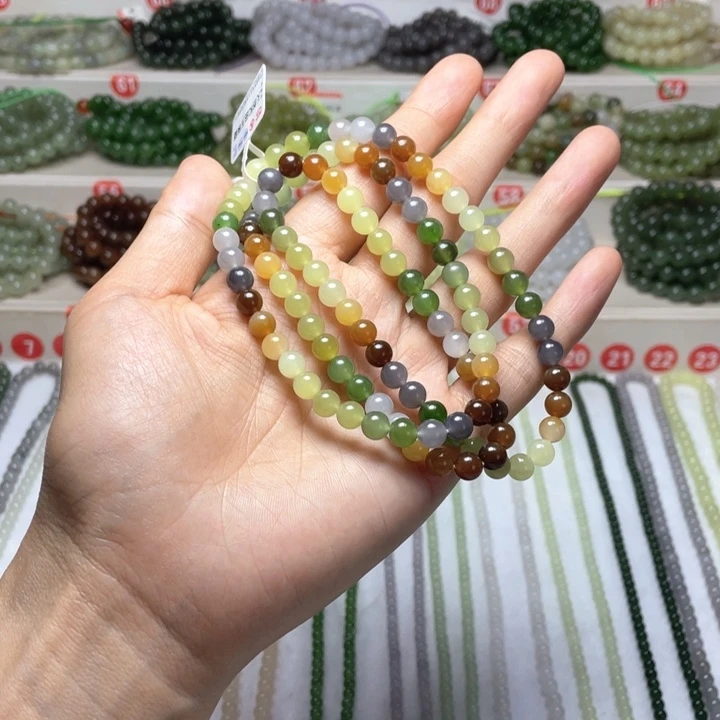方***里和田玉未镶嵌颈饰6mm