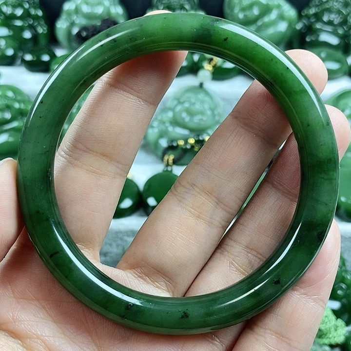 和田玉（碧玉）未镶嵌吊坠(不含链)57mm