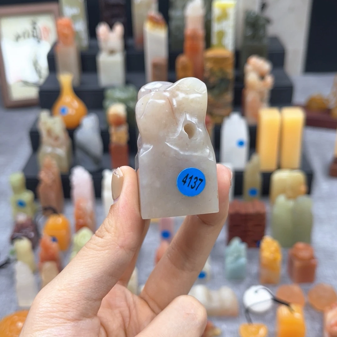 印石寿山石4137。