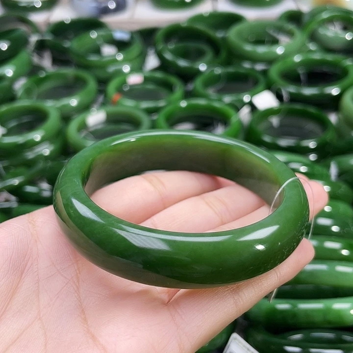 未镶嵌手镯和田玉（碧玉）
