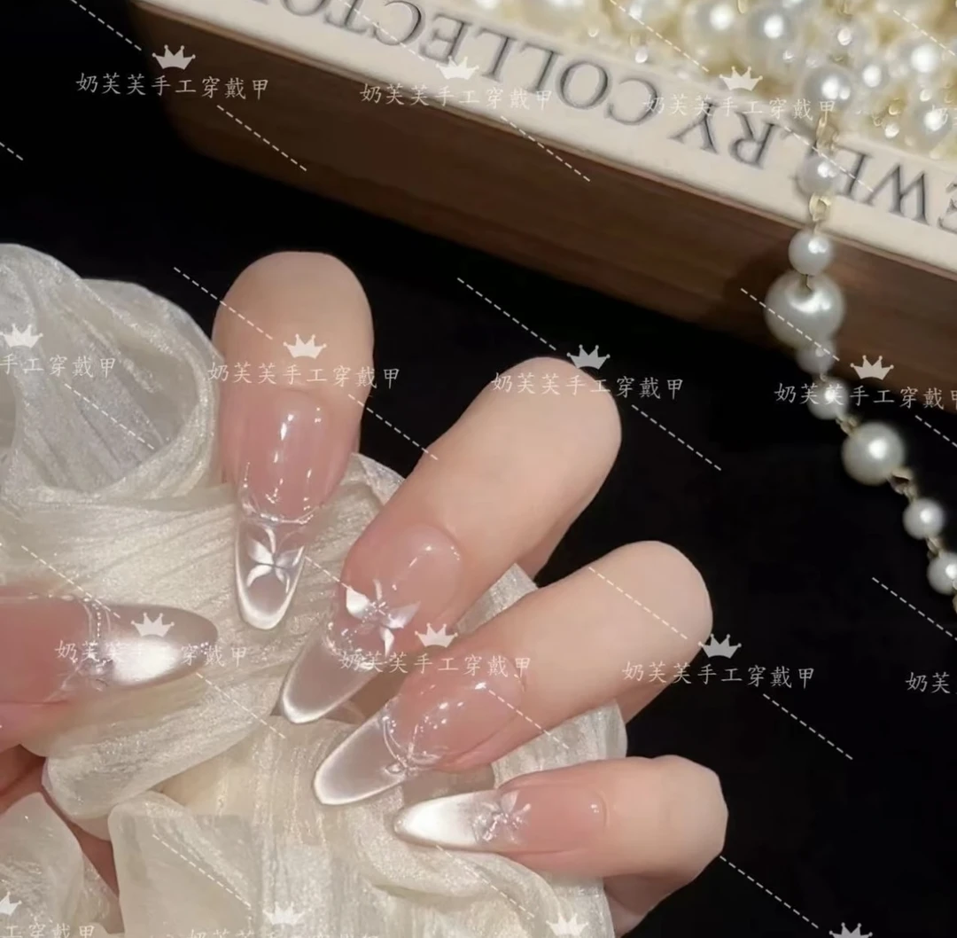 【蝶蝶不休】轻奢显白纯手工穿戴甲冰透渐变ins手工穿戴甲10片装