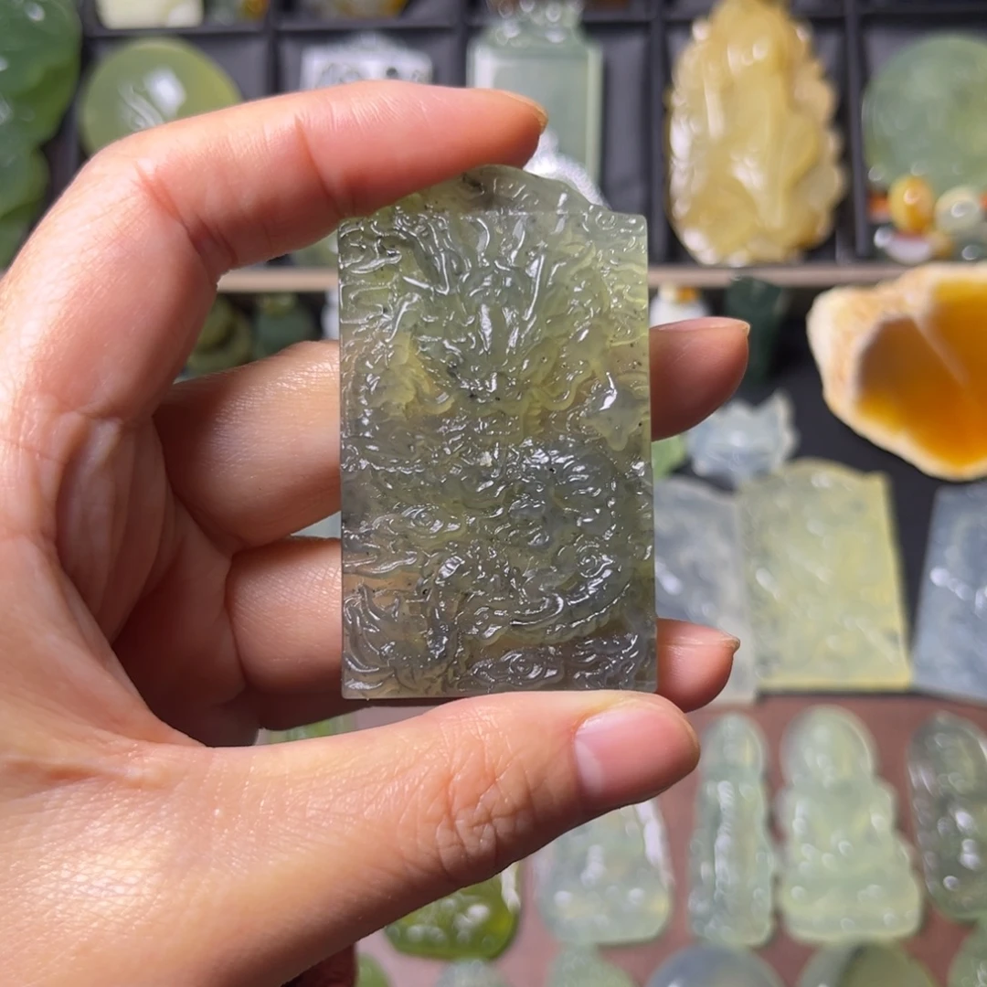 蛇纹石玉未镶嵌吊坠(不含链)