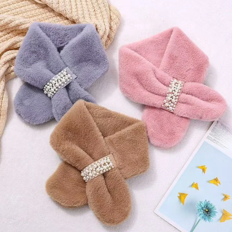 围巾冬季百搭加厚时尚可爱百搭珍珠围脖韩版交叉保暖仿兔毛毛领M