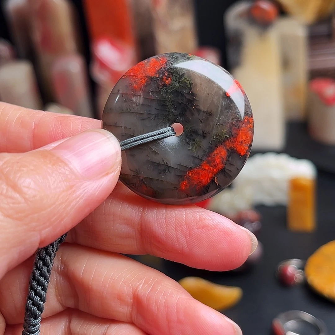 其他巴林石鸡血石平安扣