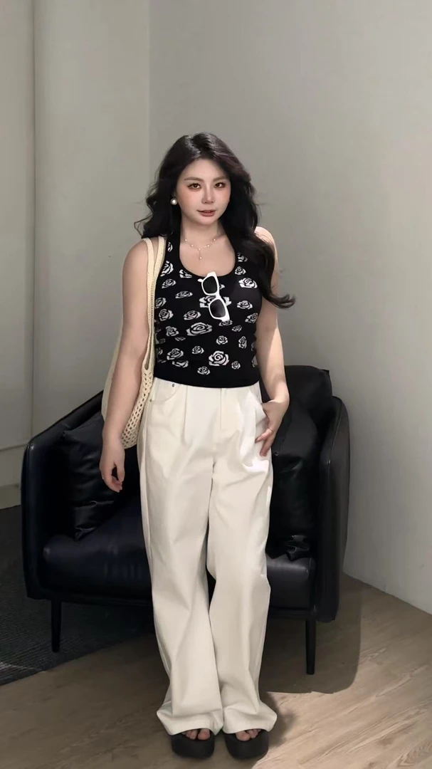 【大小姐】法式复古外穿独特别致玫瑰花印花挂脖吊带背心小上衣