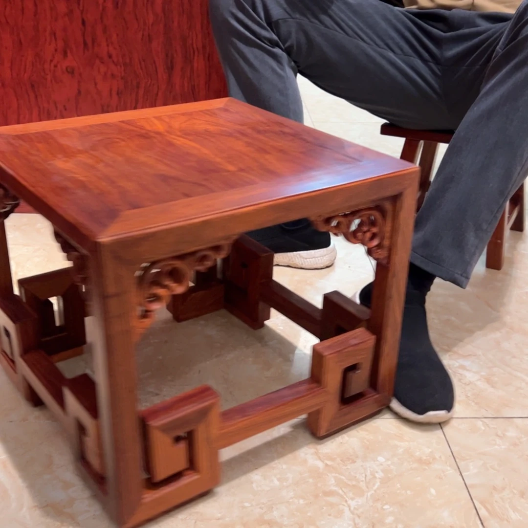 花梨木类家具凯*楼方凳