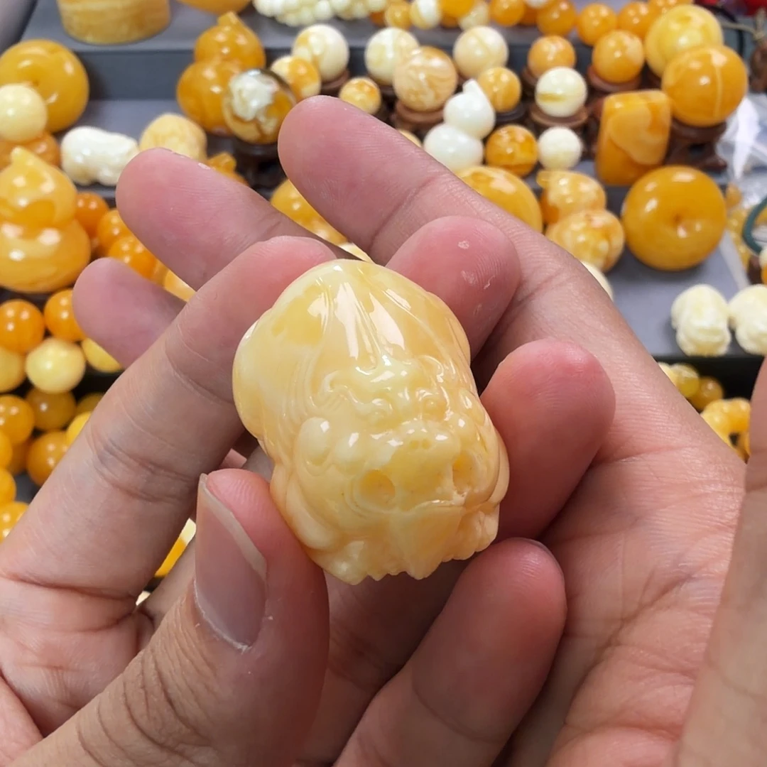 琥珀未镶嵌珠宝奇石