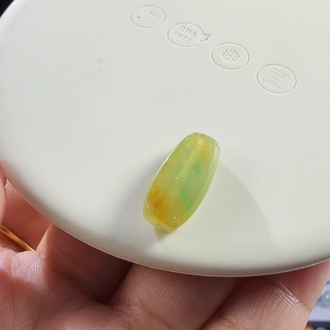 翡翠未镶嵌颈饰裸石