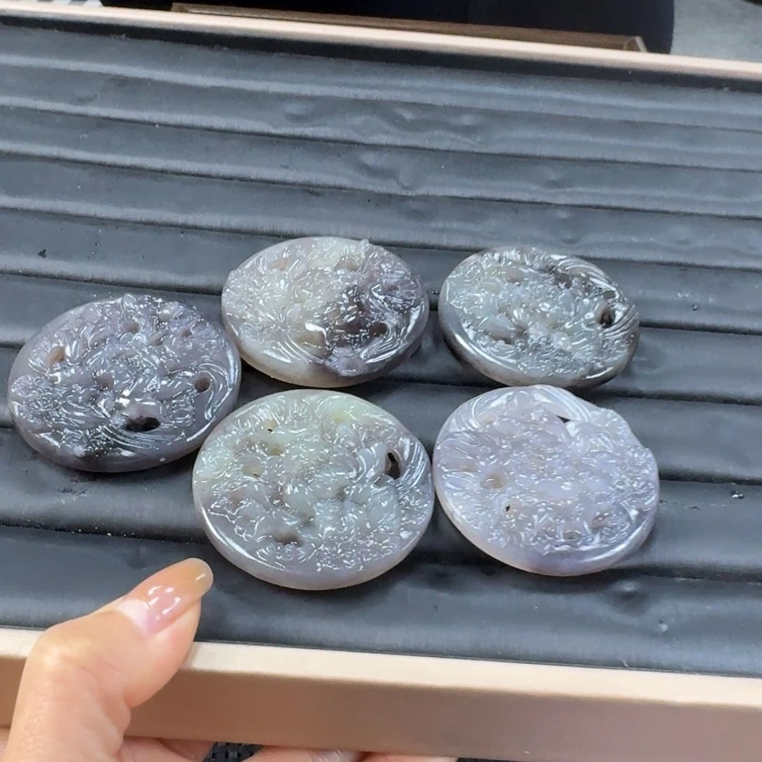 和田玉未镶嵌颈饰多样性发货 拍一发一