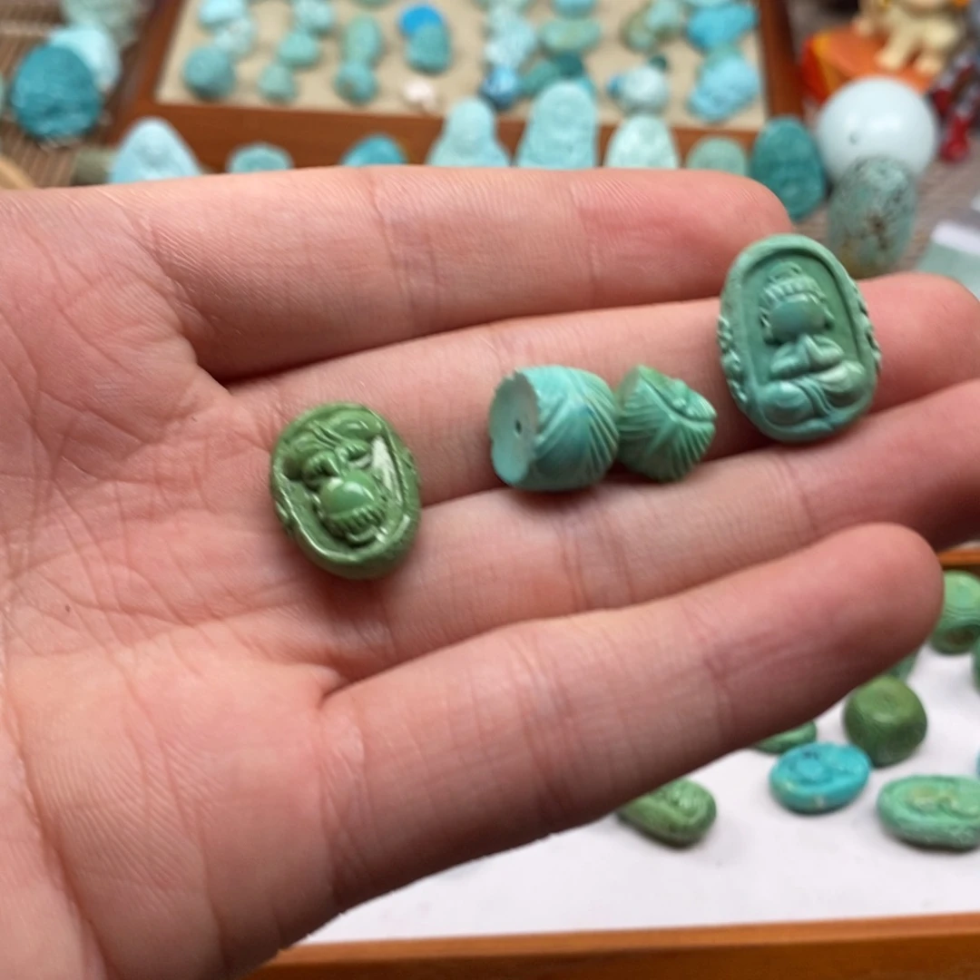 【闪购商品】绿松石未镶嵌21鱼绿松石