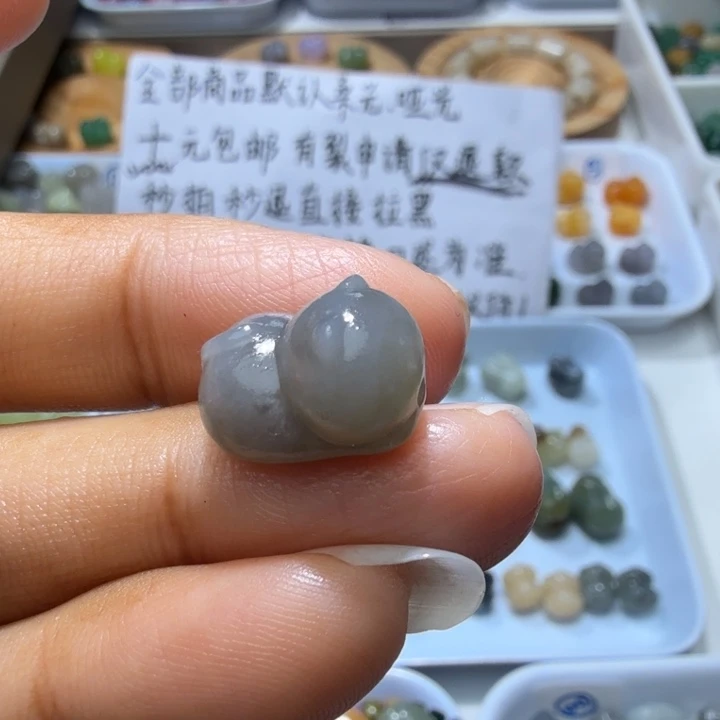 和田玉未镶嵌珠宝奇石