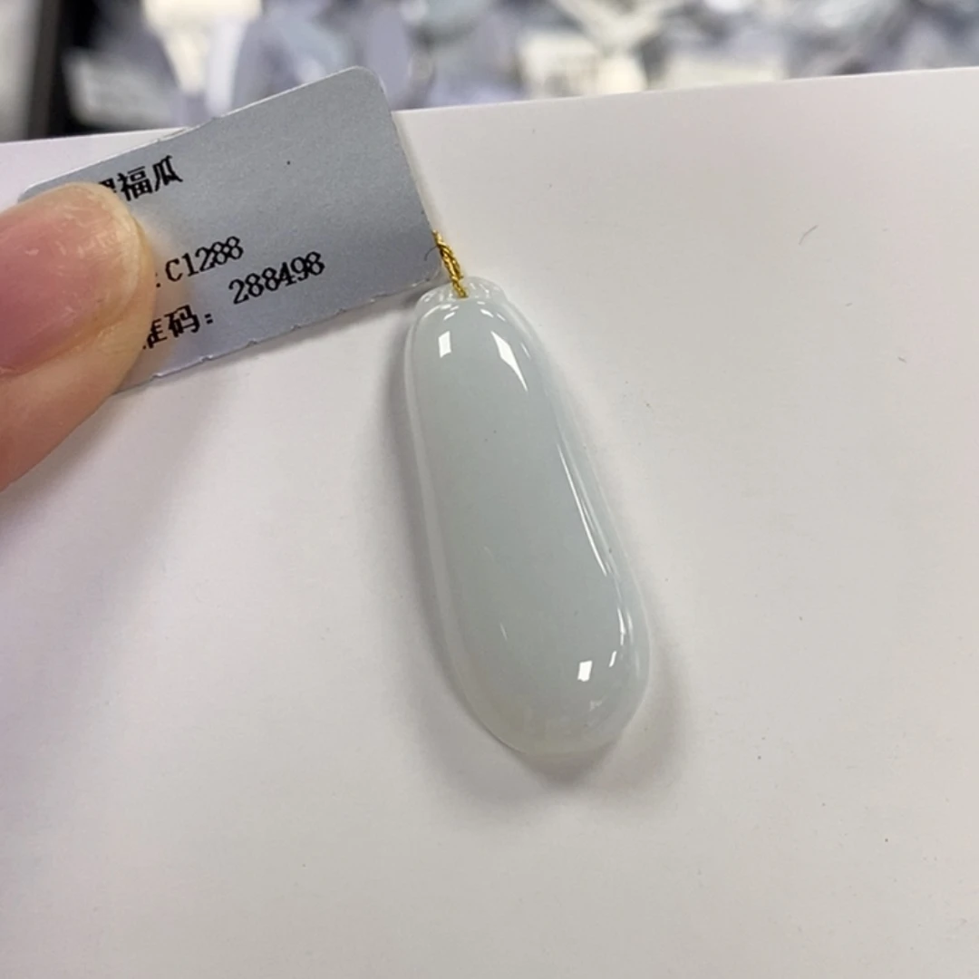 【闪购商品】颈饰未镶嵌翡翠福瓜