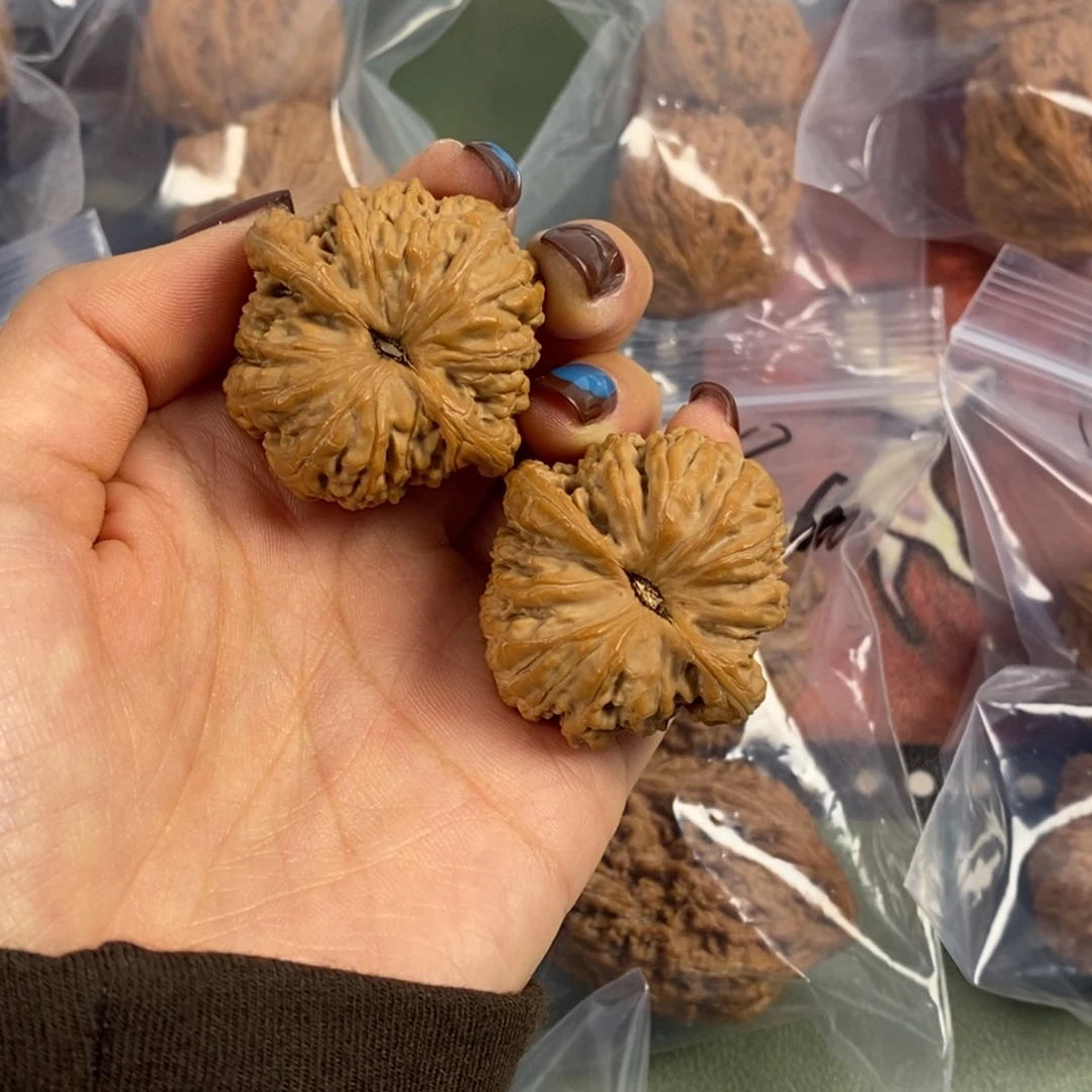 文玩核桃吊坠35承德密纹188