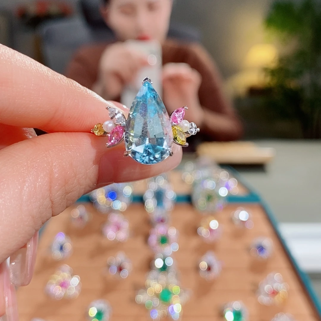 戒圈铂Pt950镶嵌海蓝宝石4.87ct