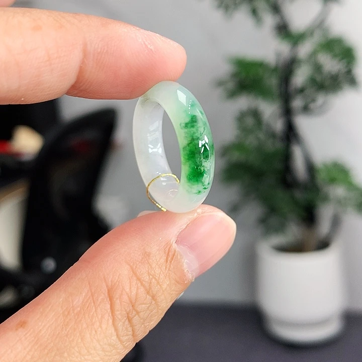翡翠未镶嵌戒指12号