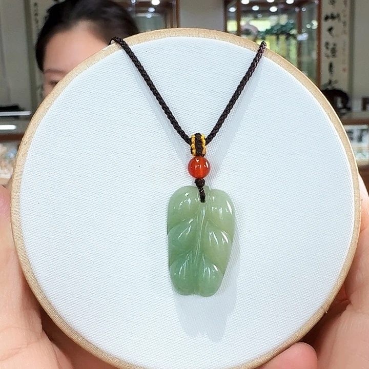 密玉（石英质玉）未镶嵌颈饰