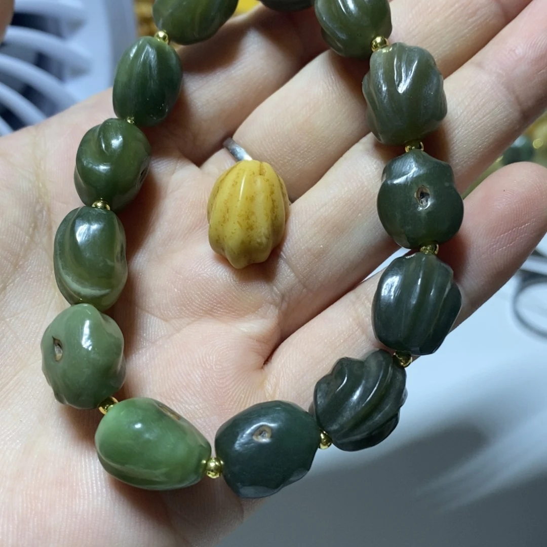 不****发龙脊菩提，手串，绿色，三通