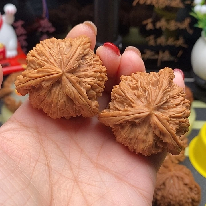 宝***核桃42拼接白狮子