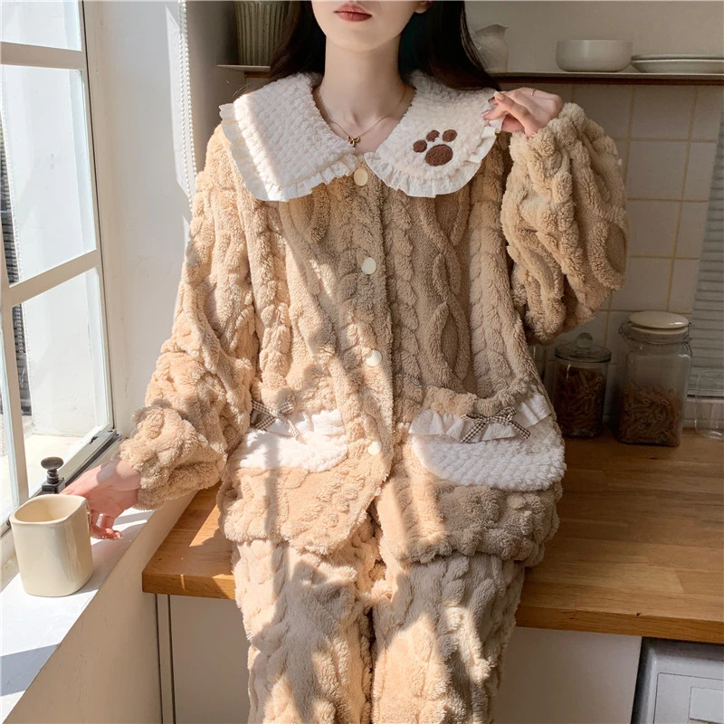 睡衣女秋冬新款可爱卡通开衫珊瑚绒提花绒保暖加厚家居服套装