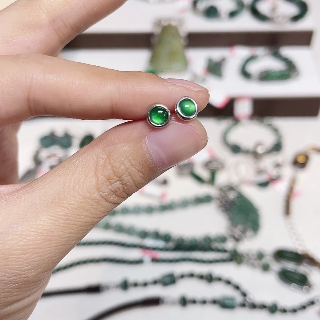 足银925银镶嵌耳钉