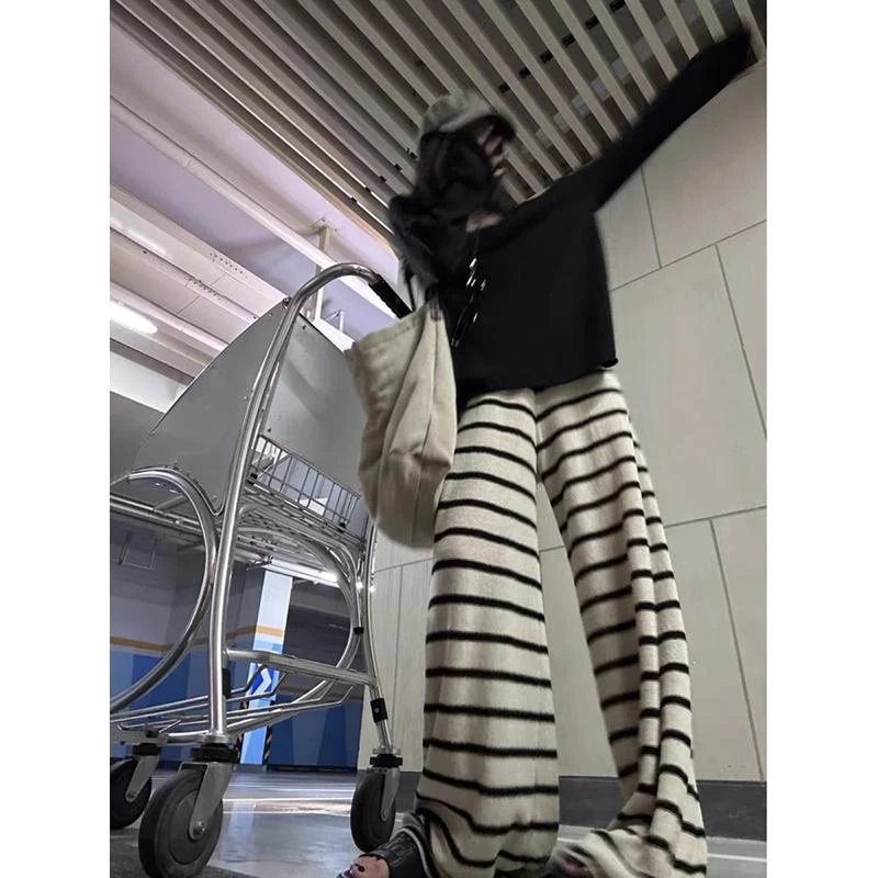 新款现货亚麻冰凉感条纹针织裤直筒垂感阔腿裤慵懒风休闲拖地裤女
