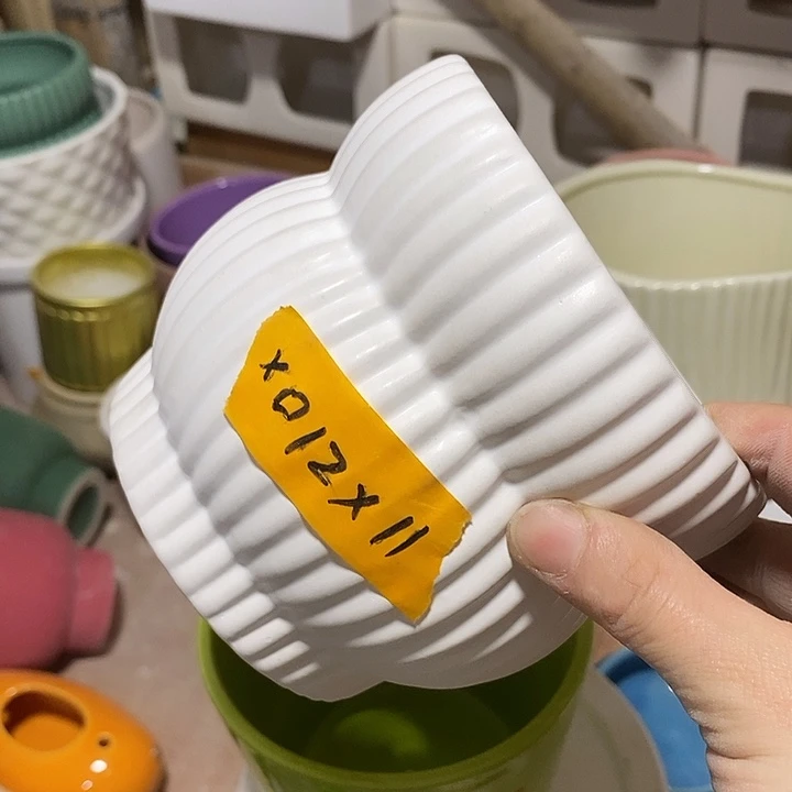 摆件陶陶盆有孔 瑕疵介意勿拍