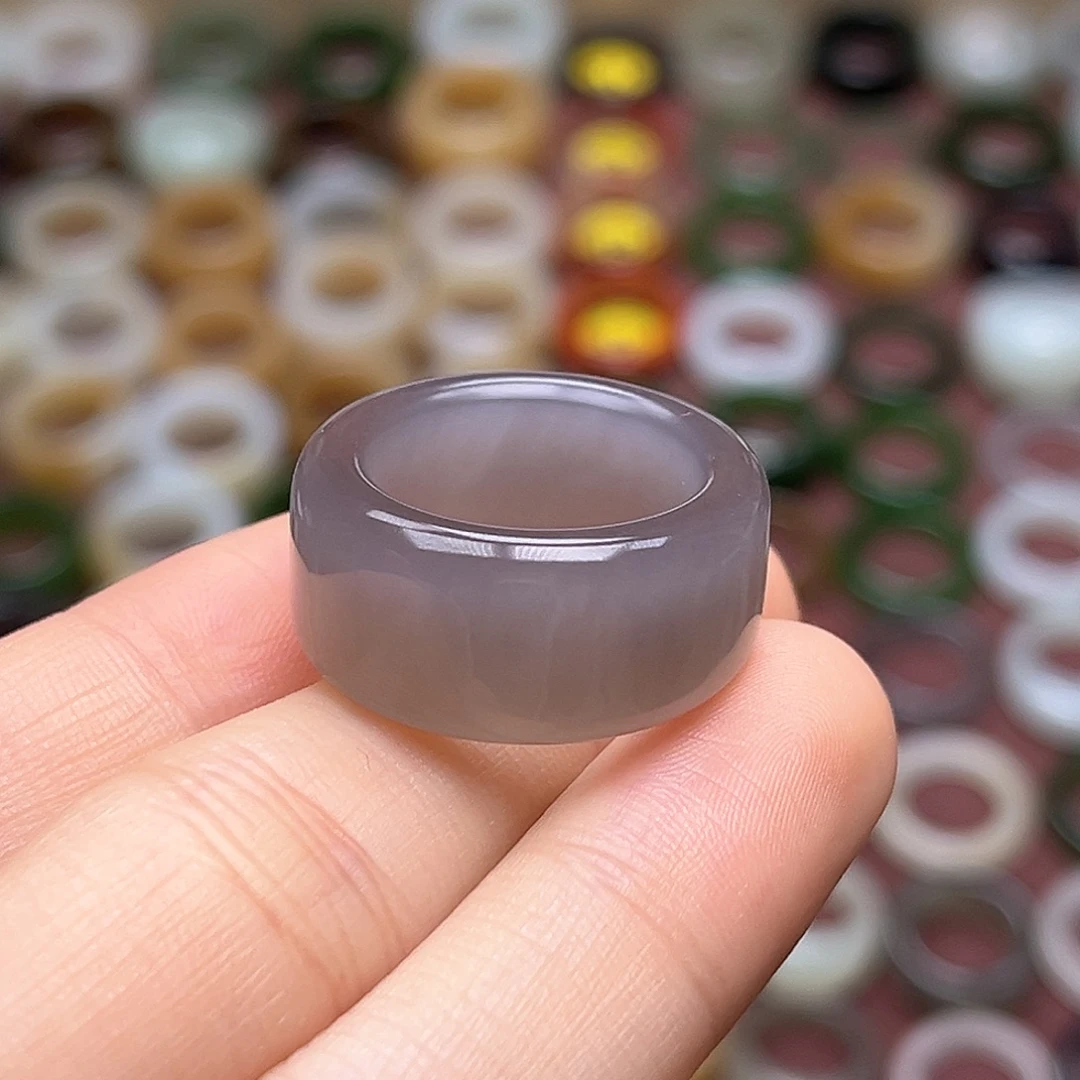 玲***和田玉未镶嵌戒指