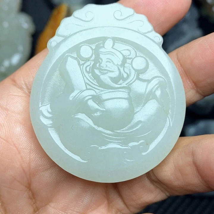 颈饰未镶嵌和田玉