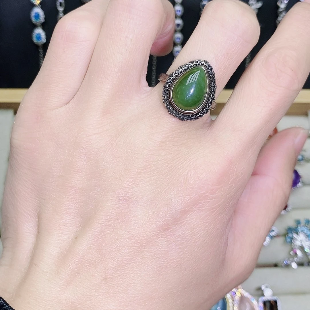 未镶嵌戒指和田玉（碧玉）