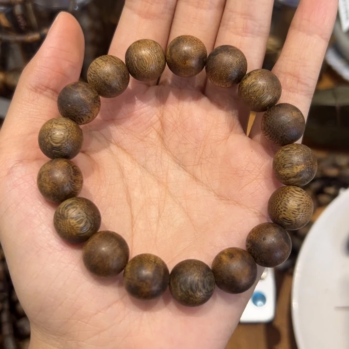 恐***狼沉香碎屑沉香1.3圆珠