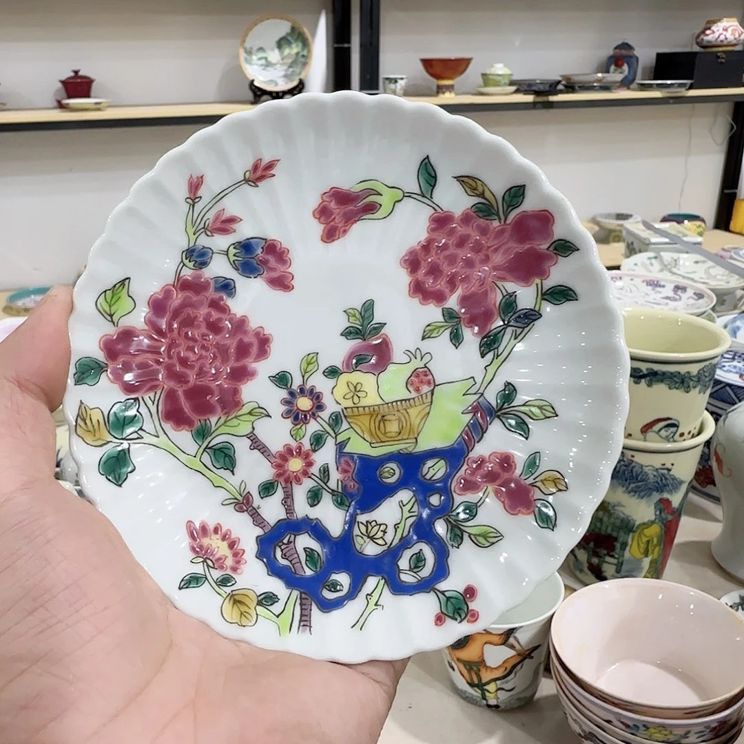 瓷片哈哈好想和她去旅游去吃