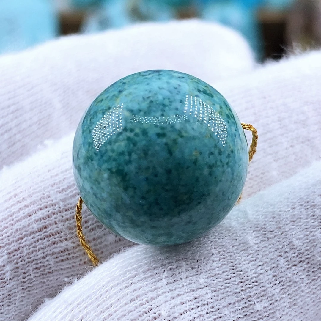 ****X绿松石未镶嵌珠宝奇石