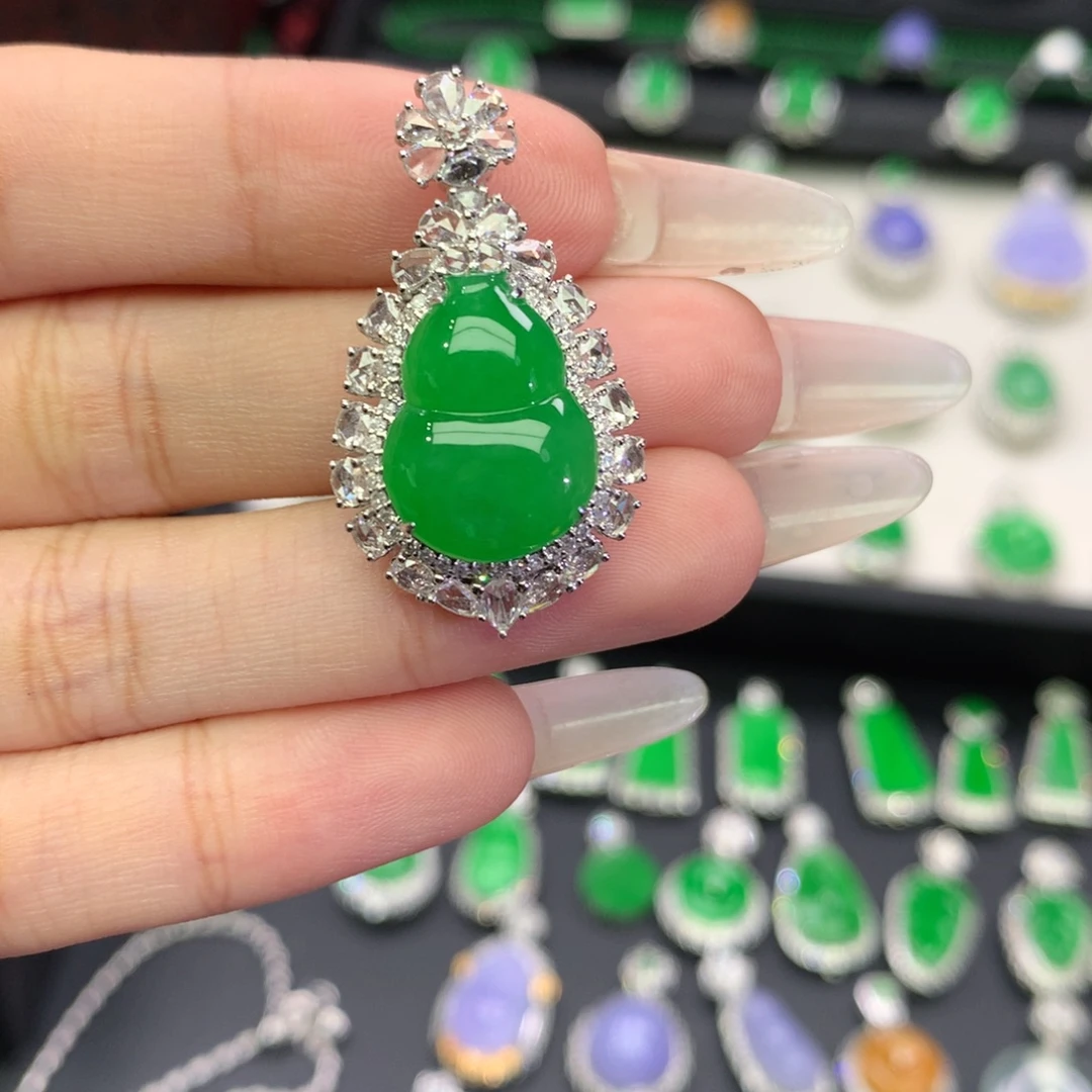 翡翠18K金镶嵌吊坠(不含链)收到货48小时鉴赏期