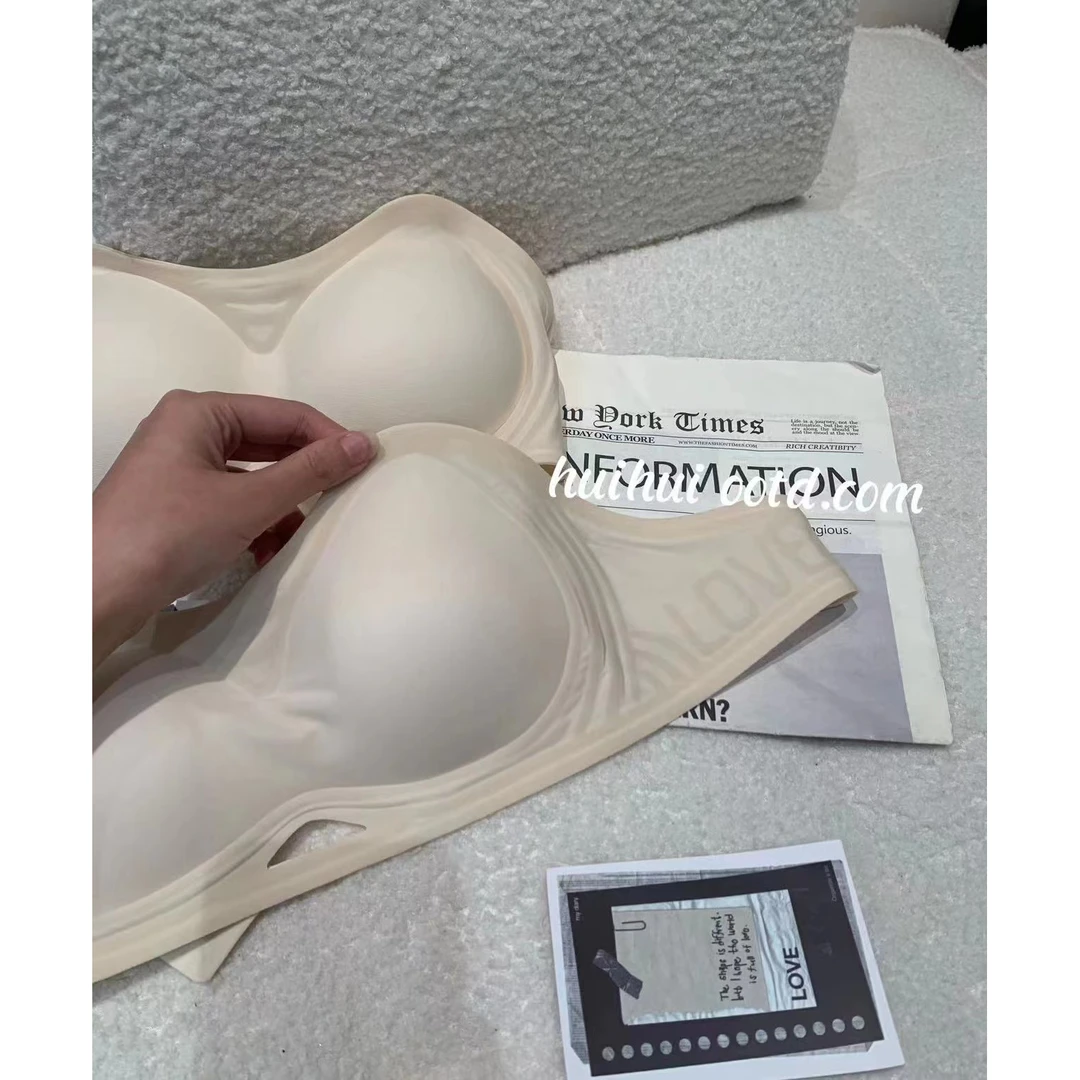 HuiHui【巨好穿的】无肩带内衣女抹胸防走光防滑聚拢隐形美背（A445)