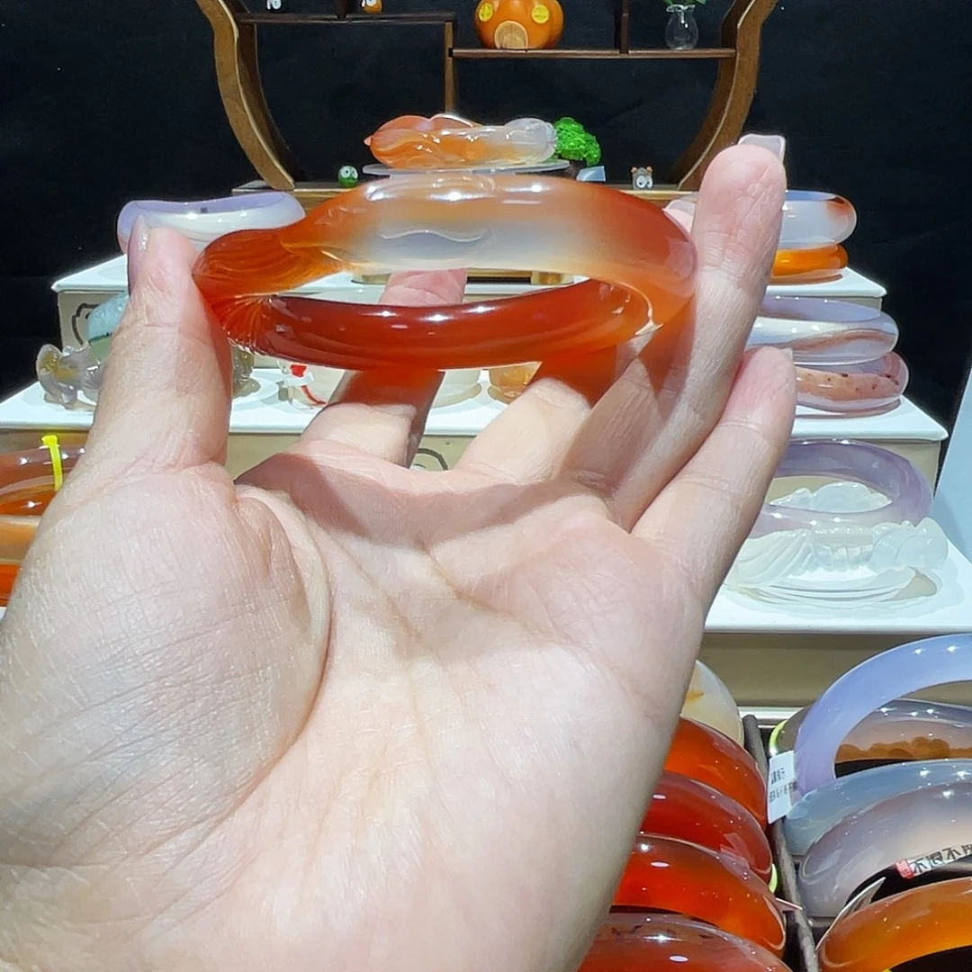 玛瑙/玉髓未镶嵌手镯