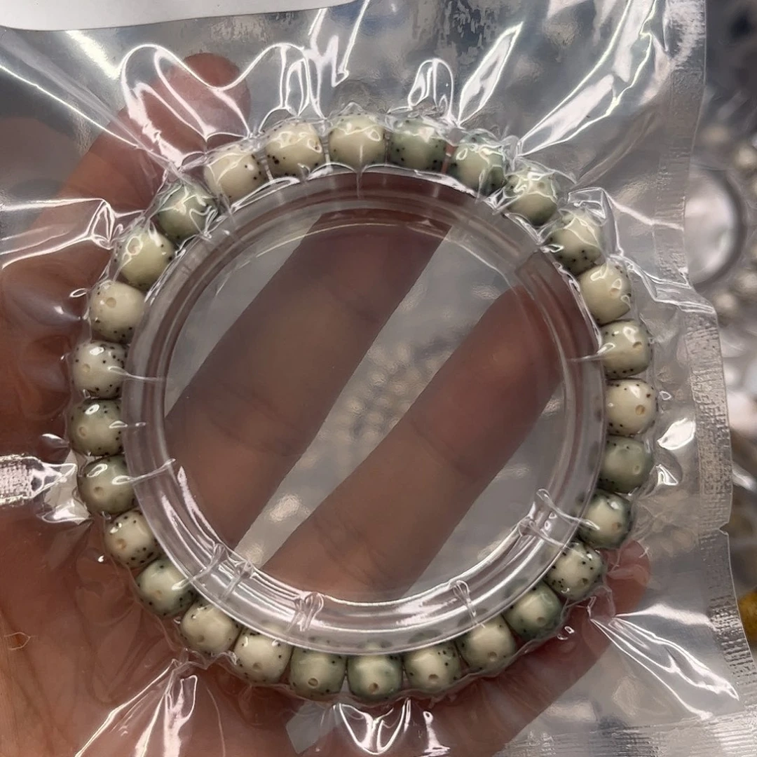 m***l星月菩提吊坠t12。