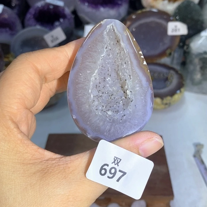 未镶嵌水晶大型摆件（非配饰）