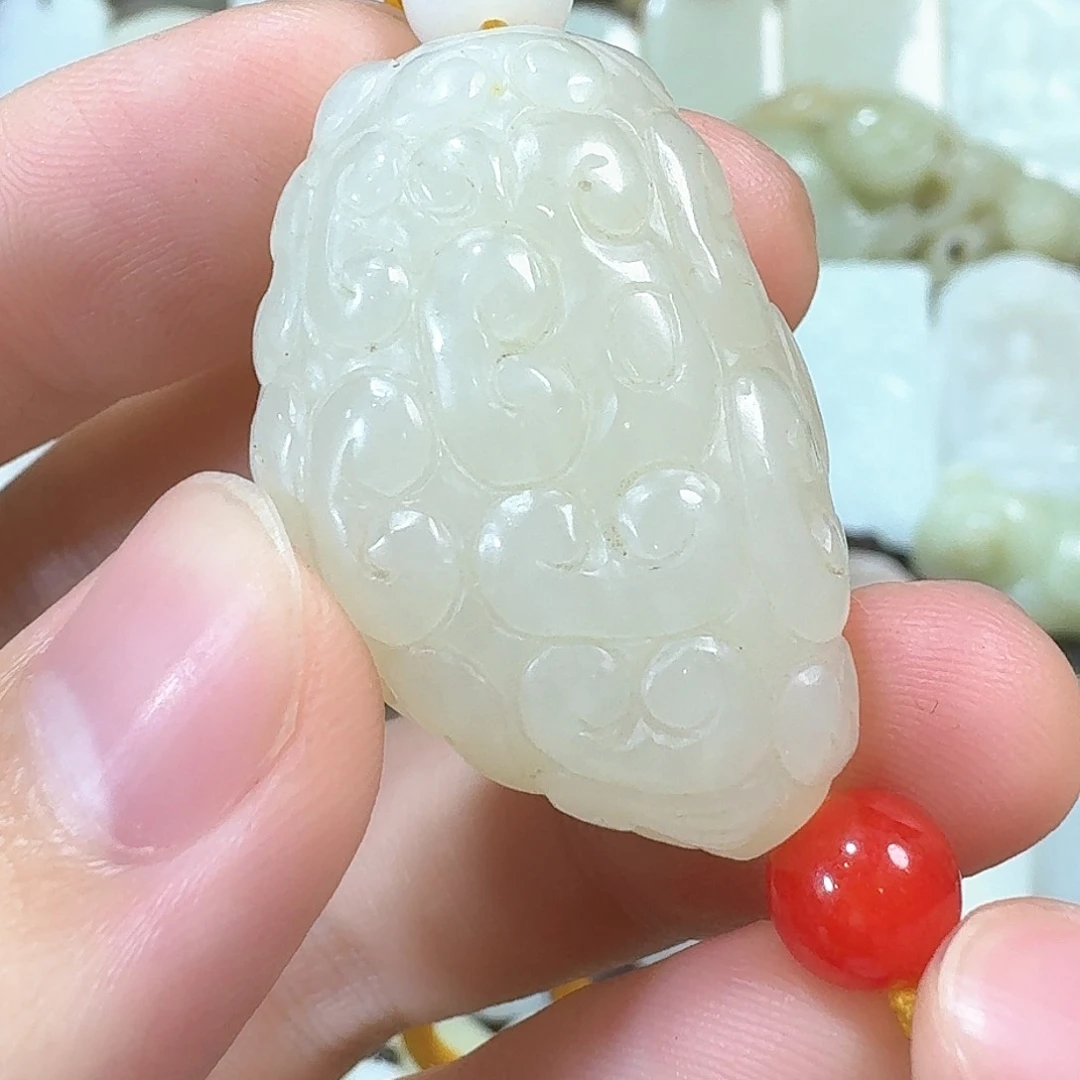 未镶嵌和田玉挂件
