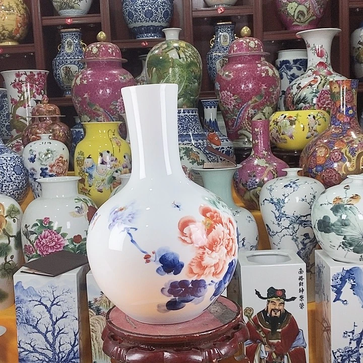 摆件景德镇陶瓷天球瓶