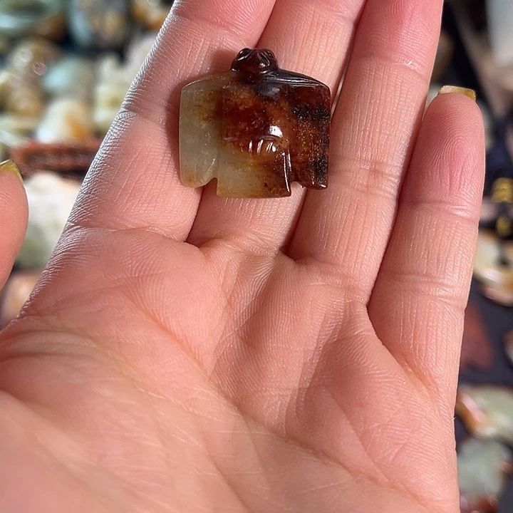 岫岩河磨玉（透闪石质玉）未镶嵌颈饰