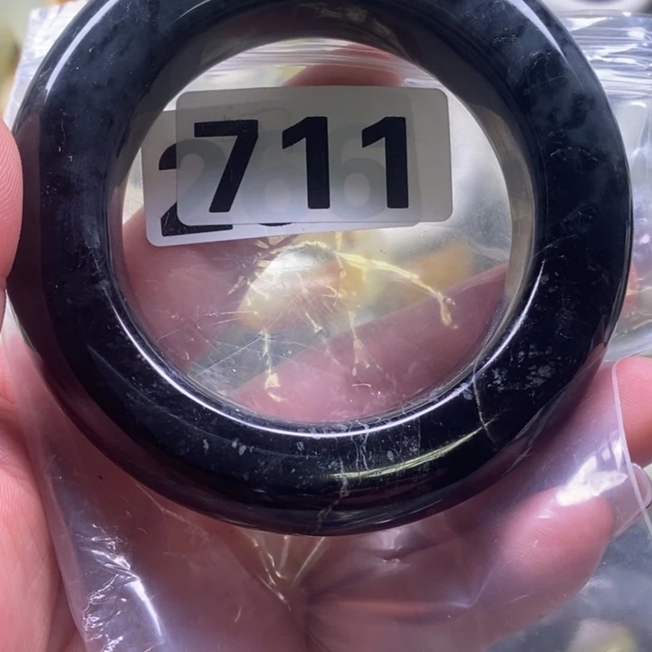 美***龄蛇纹石玉未镶嵌手镯