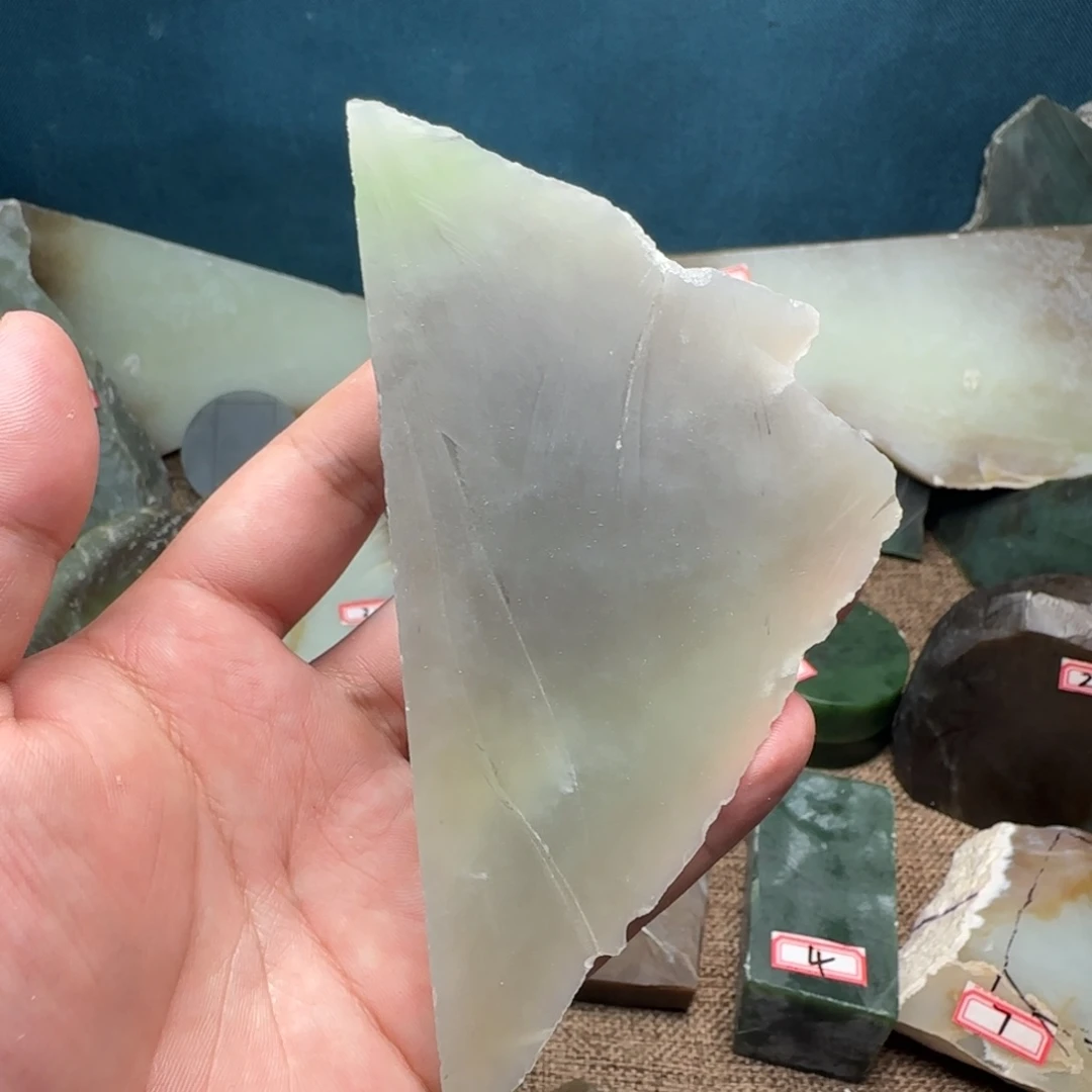 未镶嵌和田玉(糖玉)珠宝奇石