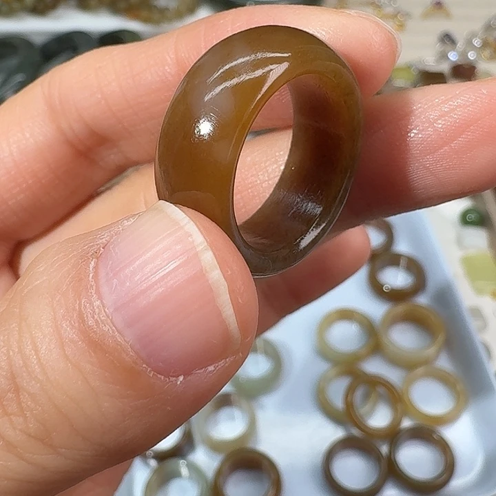 和田玉（糖玉）未镶嵌戒指18内径23