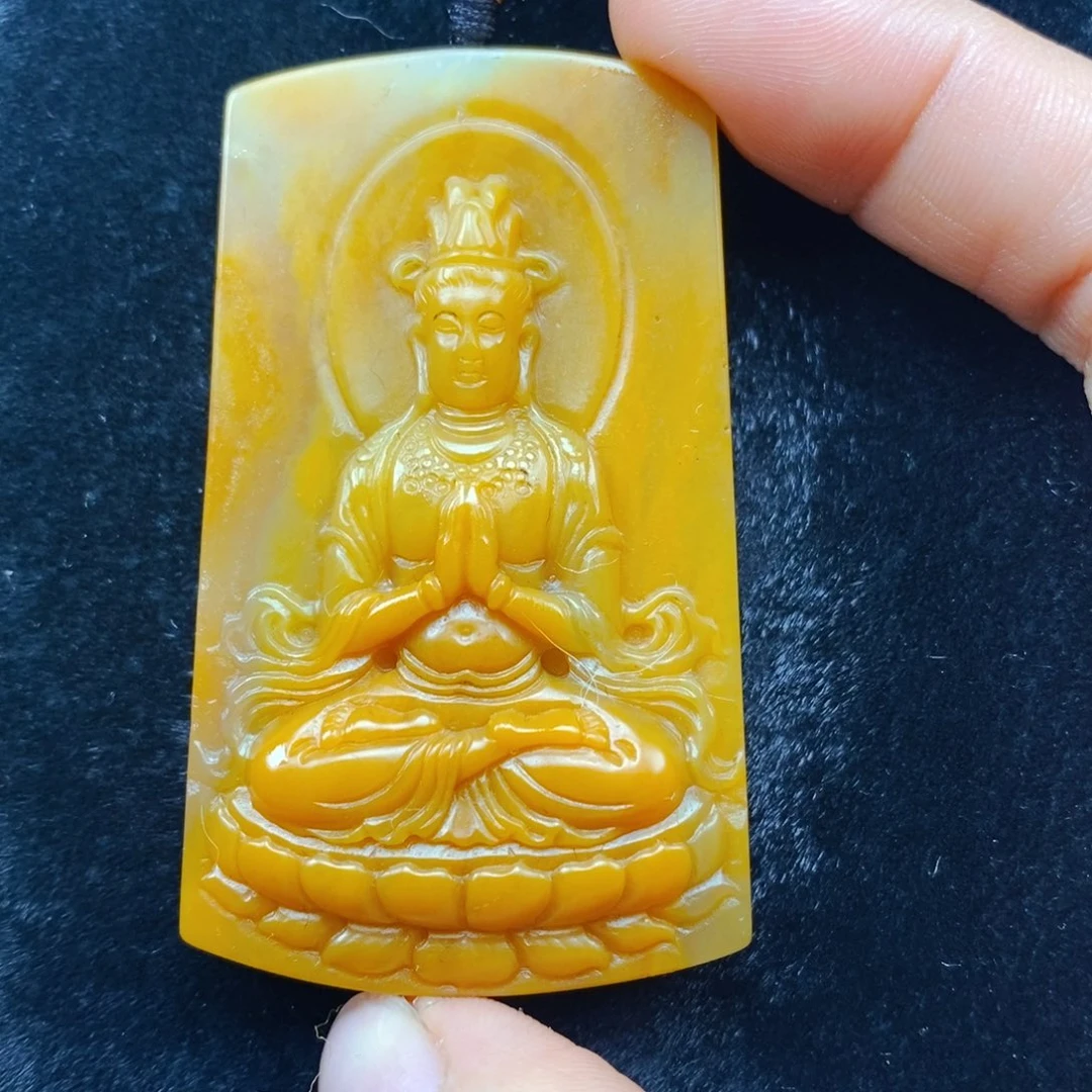石英质玉（黄龙玉）未镶嵌颈饰