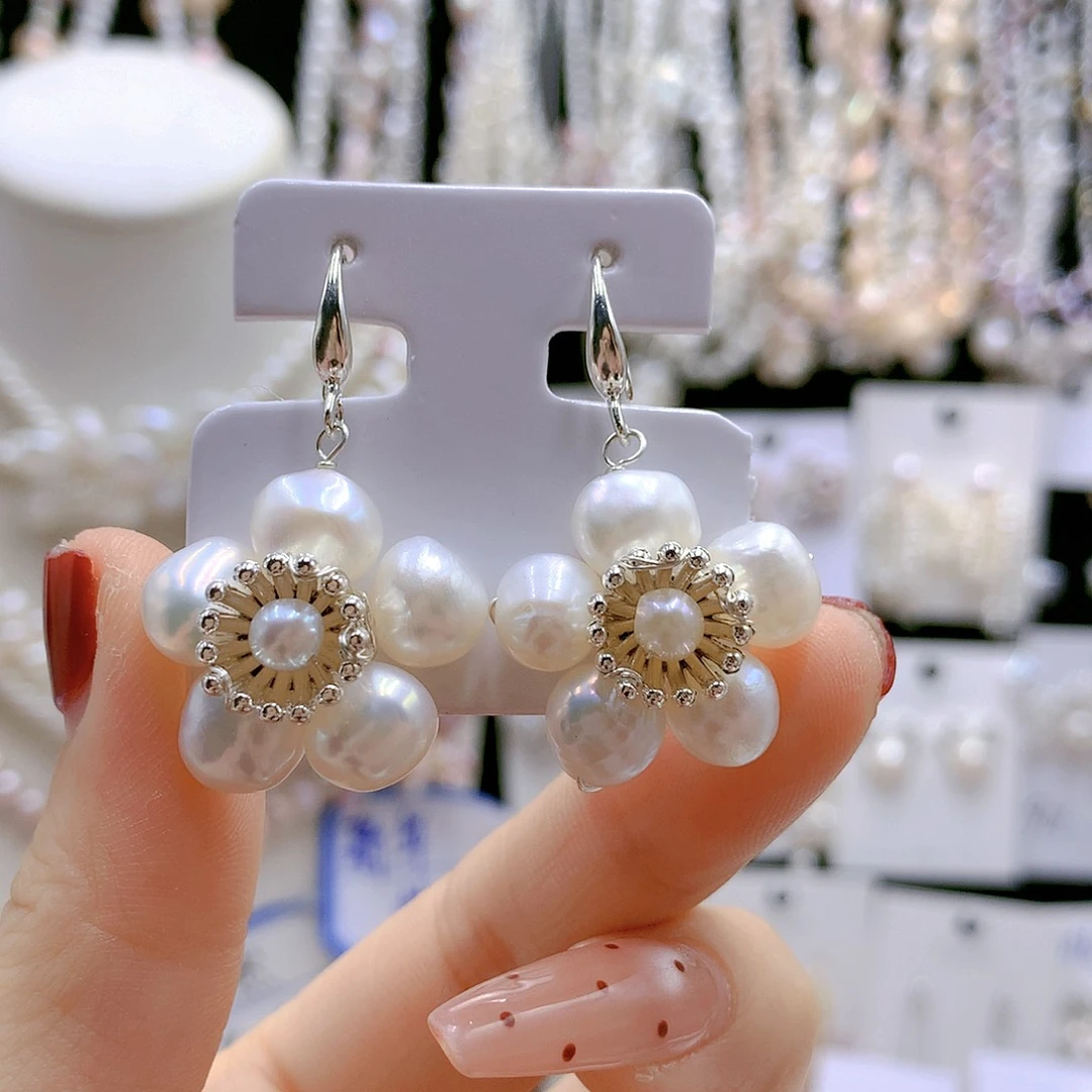 银S925镶嵌耳饰淡水珍珠