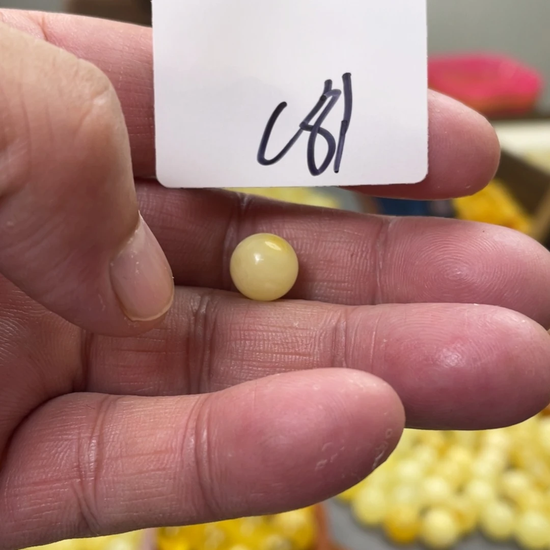 手链琥珀未镶嵌多样性发，发其中一件