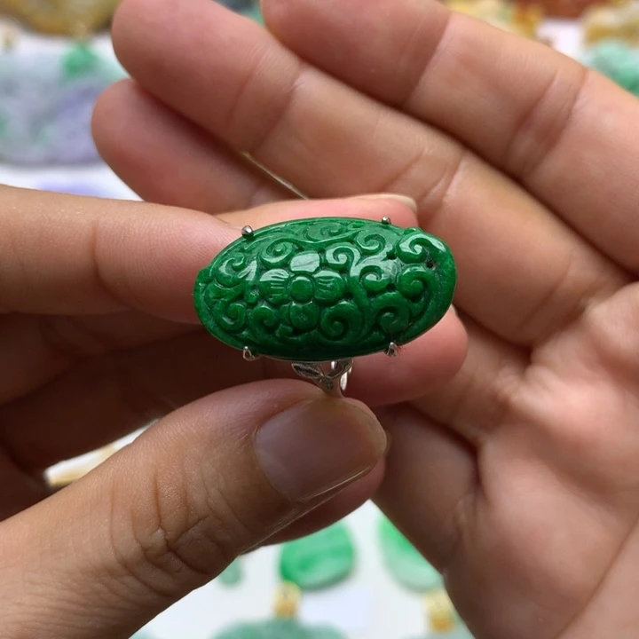 颈饰未镶嵌翡翠翡翠