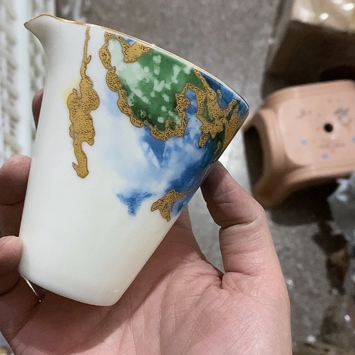 陶瓷艺术品及陶瓷制品