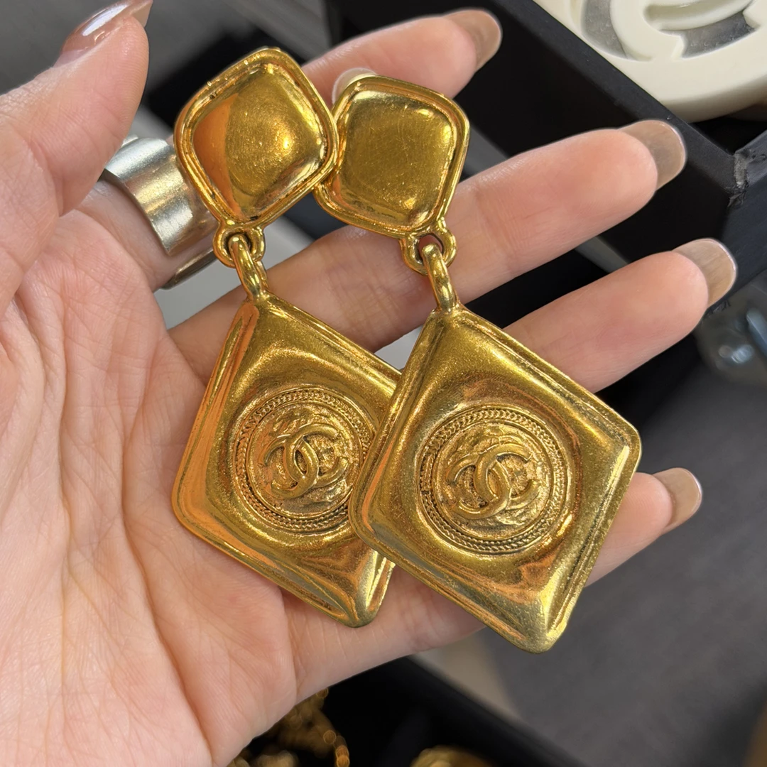 95新 Chanel/香奈儿 Chanel菱形耳夹